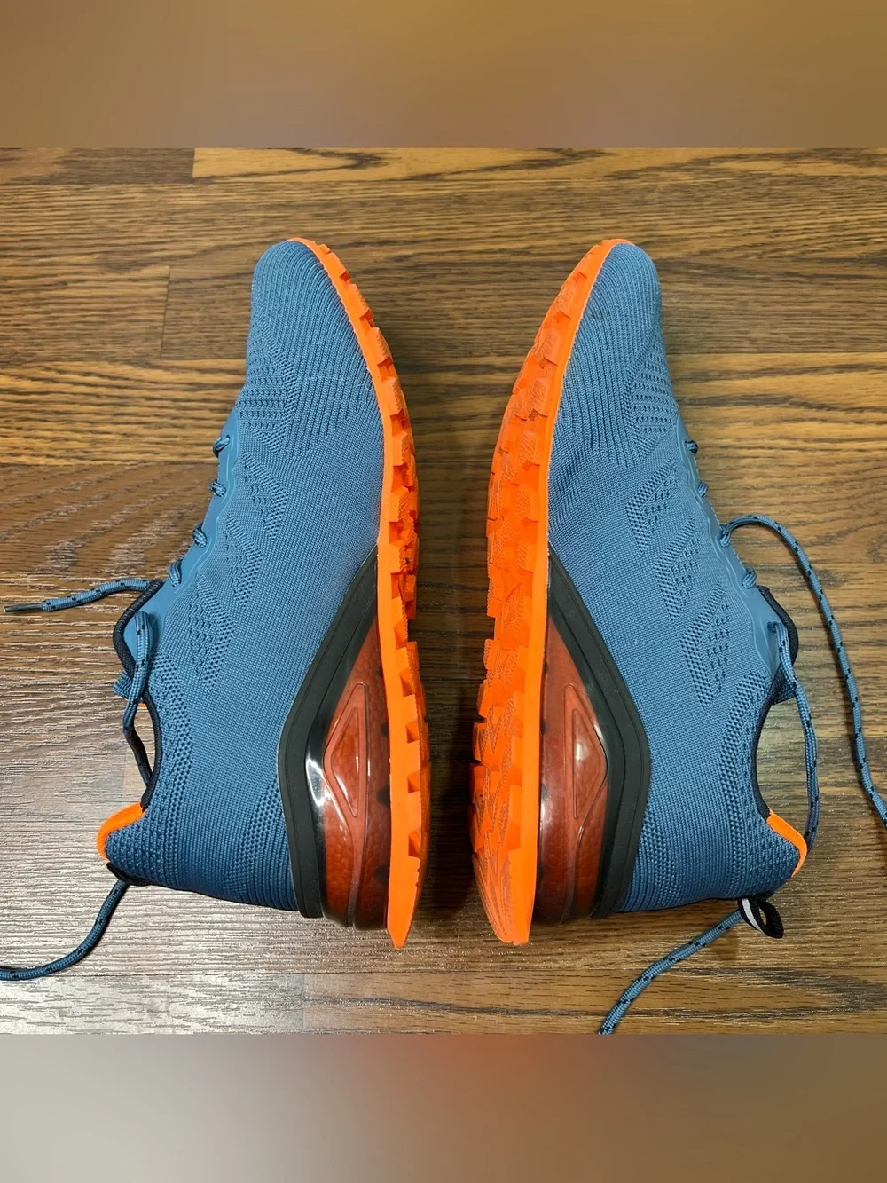 Kricely men trail